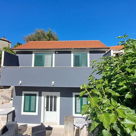 Hotel Kuca Za Odmor Dobrila Jelsa  Exterior foto