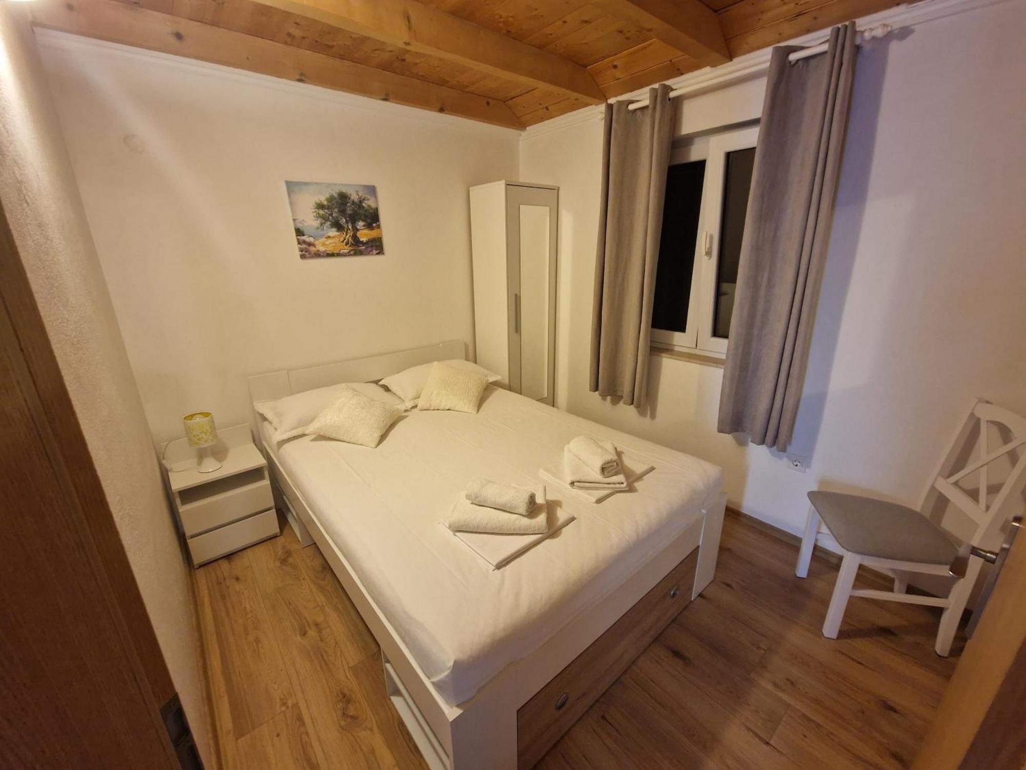Hotel Kuca Za Odmor Dobrila Jelsa  Zimmer foto