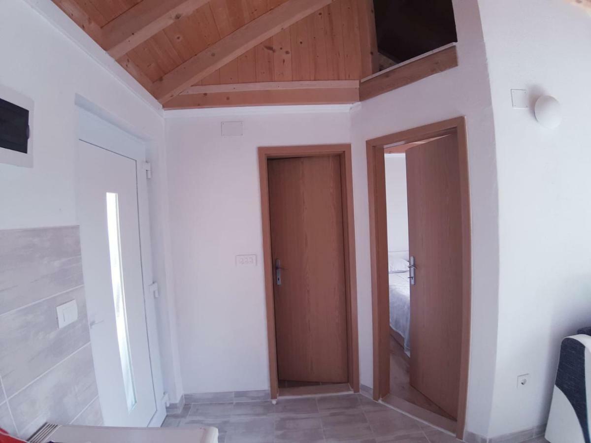 Hotel Kuca Za Odmor Dobrila Jelsa  Exterior foto