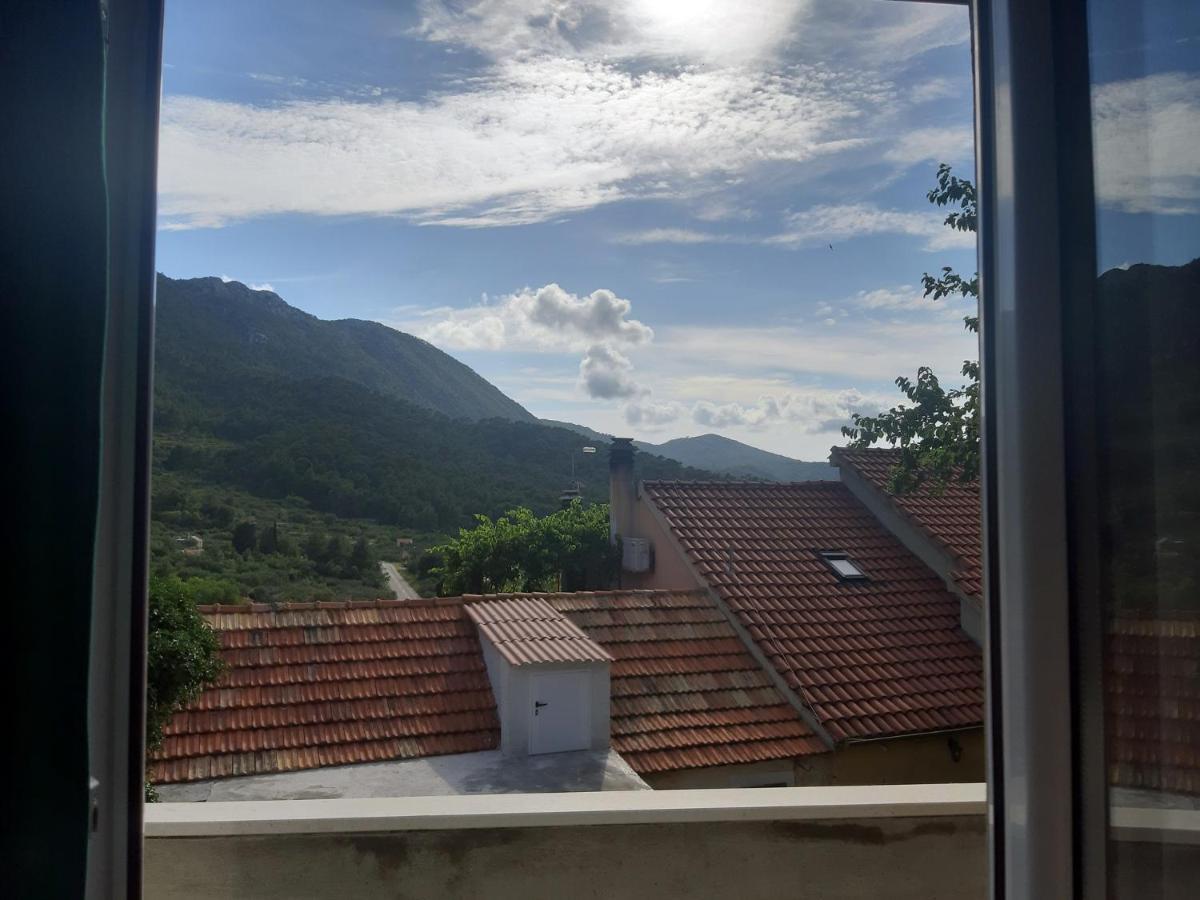 Hotel Kuca Za Odmor Dobrila Jelsa  Exterior foto